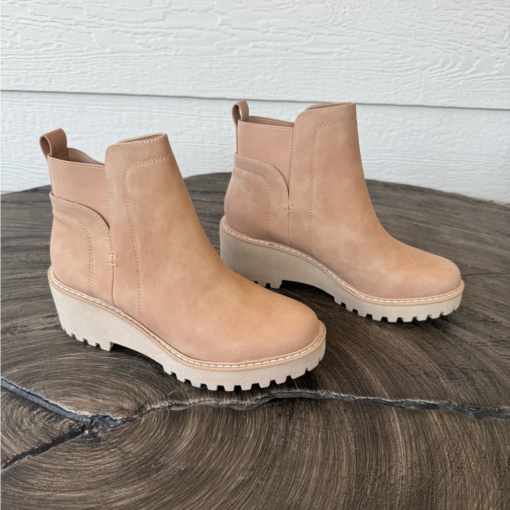 Dv Dolce Vita Women's Tan Ankle Boots Size 7.5m